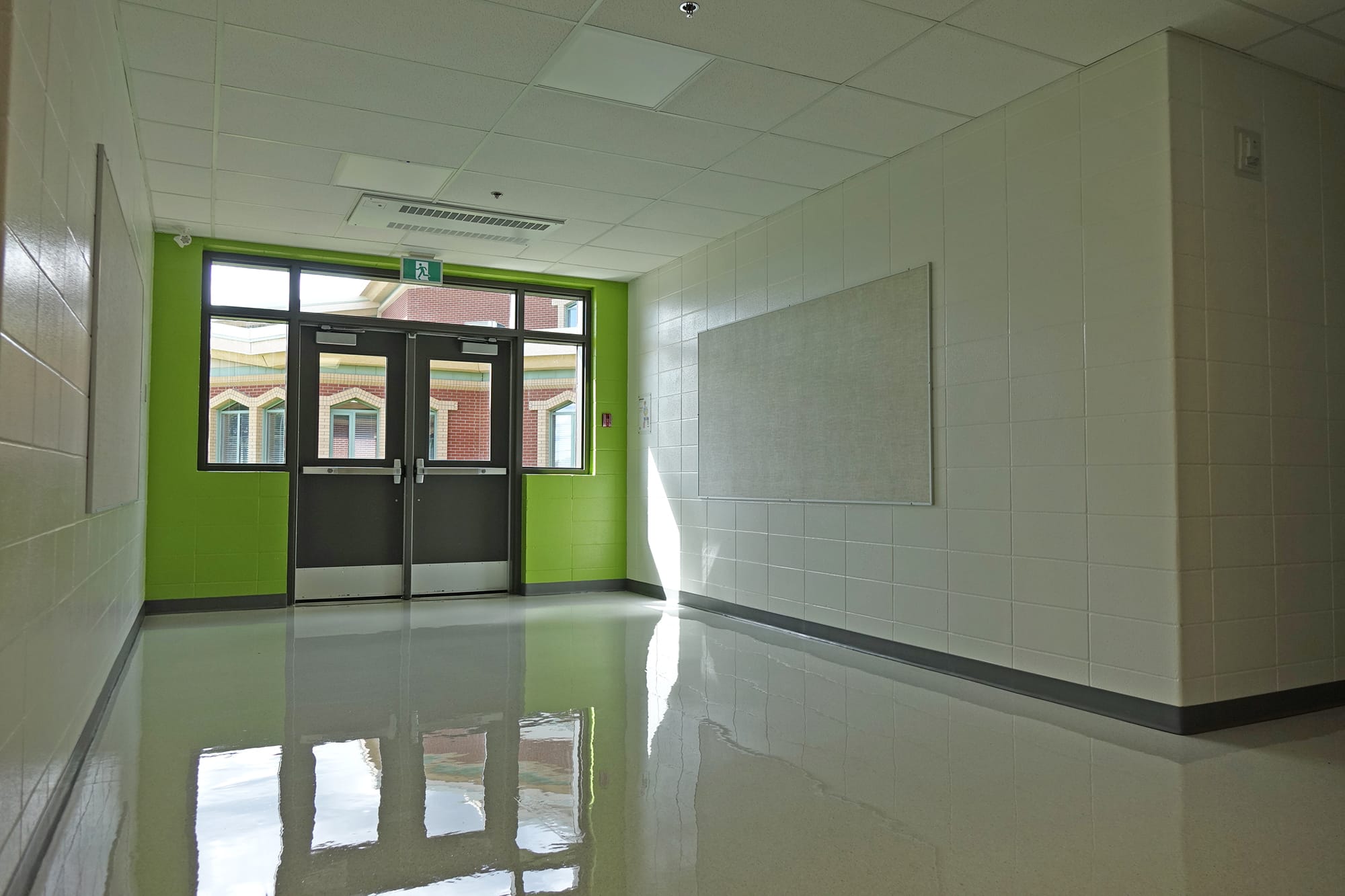 École Montrose Junior High School interior hallway