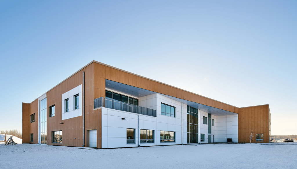 Saddle Lake Elementary School Exterior.